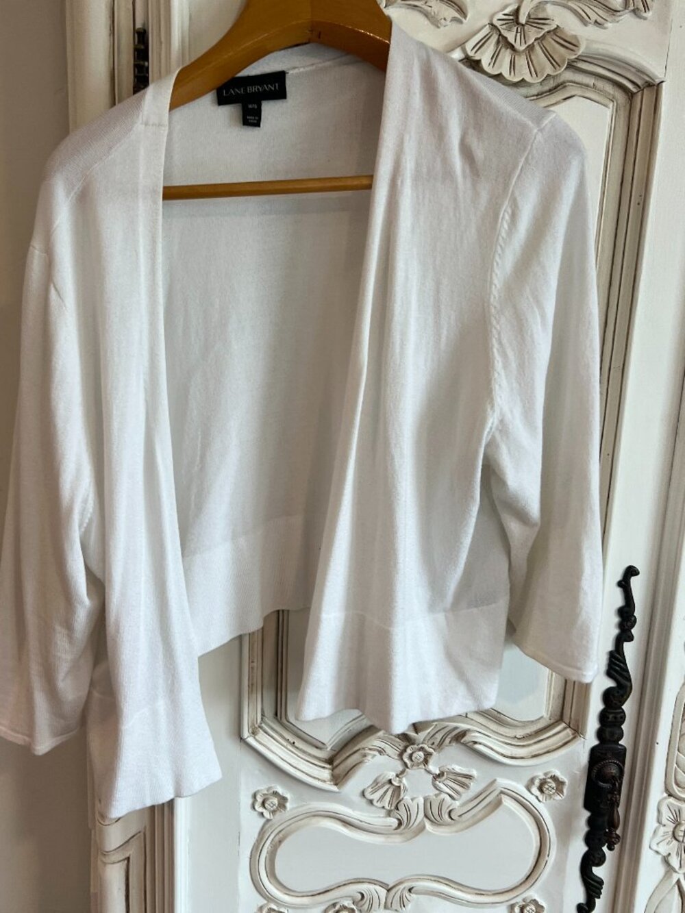 Lane Bryant white shrug 14/16
